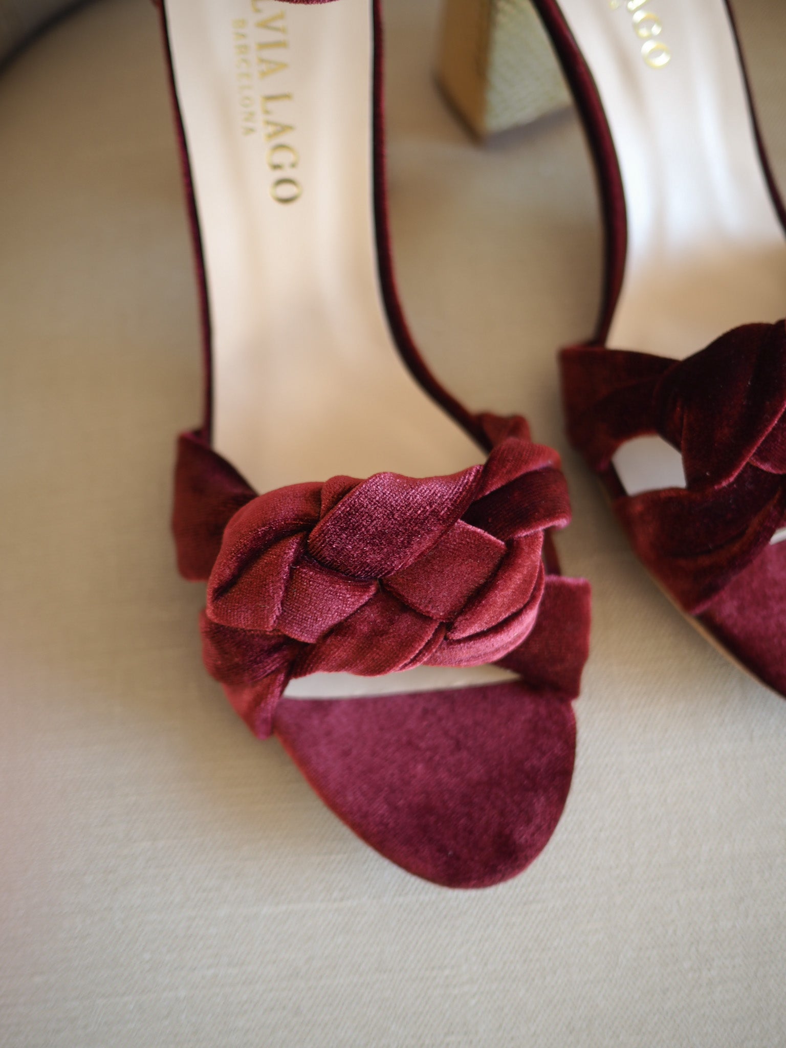 Velvet store heels burgundy